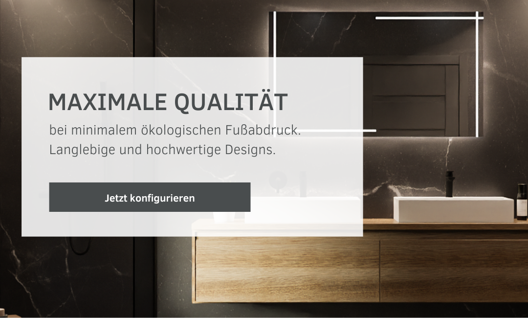 Stilvolles Badezimmer mit Leuchtspiegel und Qualitätshinweis